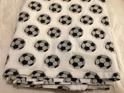 Crate & Kids Full  flat sheet Black & White SOCCER BALLS