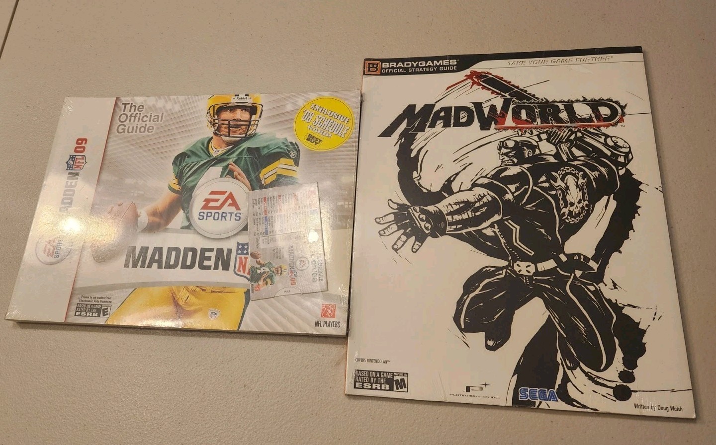 Video Game Magazine lot with 2 New Walk-through Guides Game Informer MadWorld