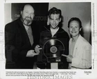 1990 Press Photo Harry Connick Jr. Presents Rob Reiner, Billy Crystal Gold Album