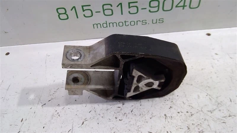 2019-2022 FORD TRANSIT CONNECT GAS REAR TRANSMISSION SUBFRAME MOUNT AV616P082AC - Image 2 of 4