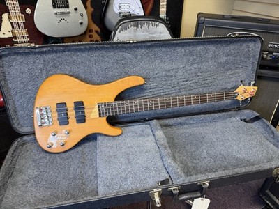 Washburn Xb400 Bass Guitar