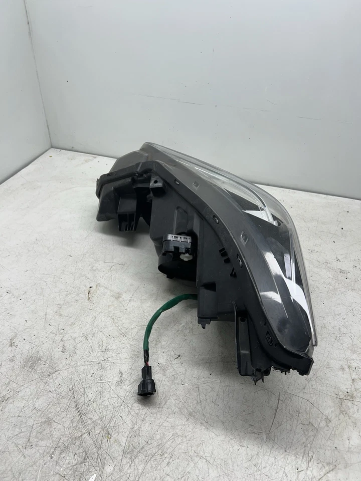 FARO NISSAN LEAF MK2 ZE1 FULL LED LADO DERECHO DEL CONDUCTOR *DAÑADO* 26010-5SJ5A Foto 3 de 4