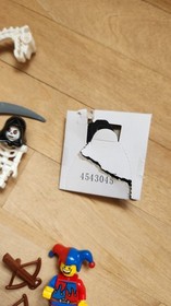 Lego Castle Fantasy Era Minifigures & Accessories 7079 Drawbridge Defense 2009