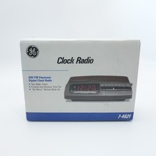 New VINTAGE Spacesaver GE Digital Clock Radio 7-4621 AM/FM Alarm NEW NEVER USED