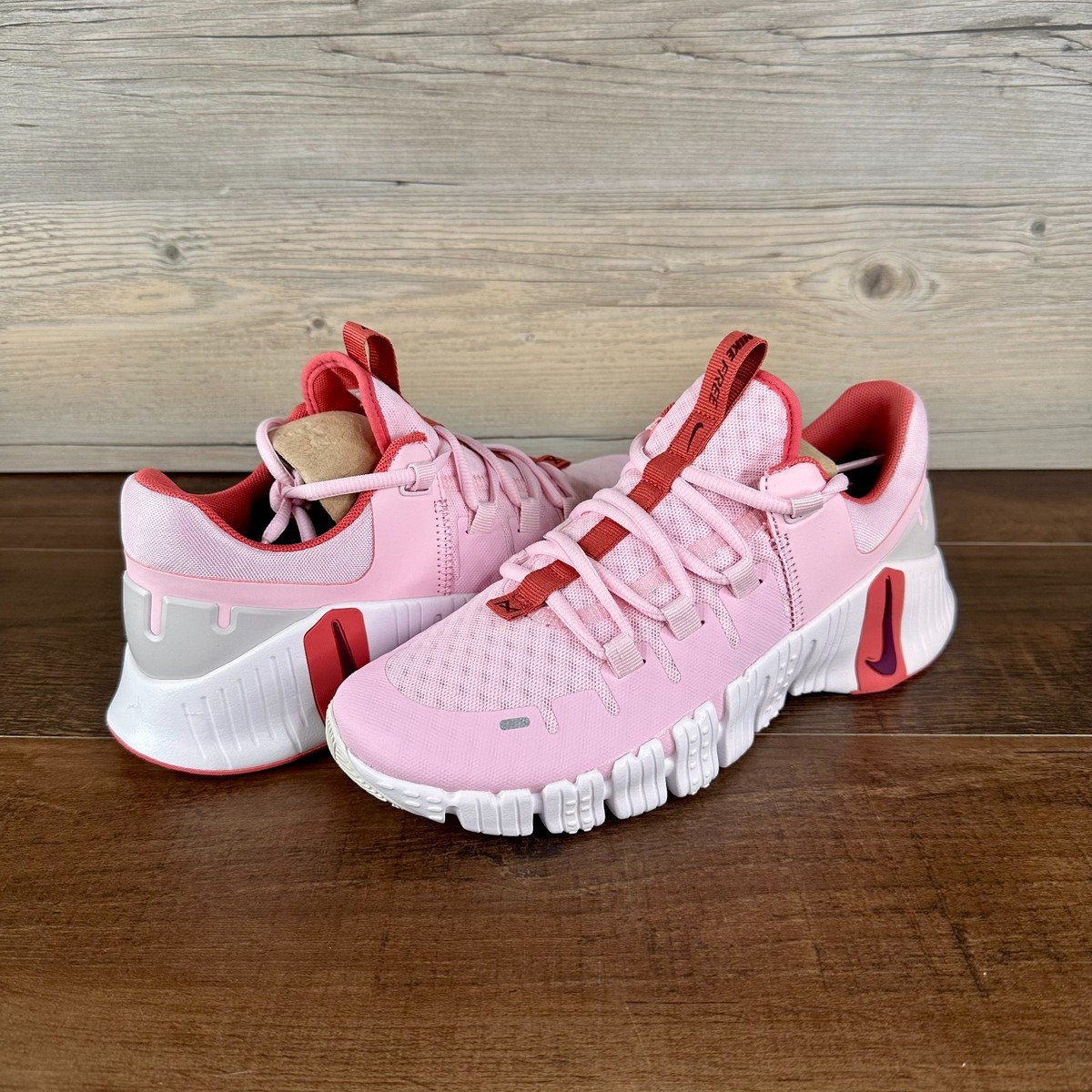 Nike Free Metcon 5 Womens Size 8 Pink Foam Adobe Platinum Tint