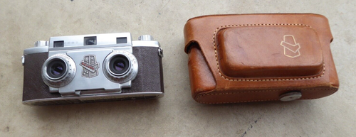 Revere Stereo 33 fotocamera pellicola 35 mm con obiettivi Wollensak Amaton 35 mm corrispondenti - Foto 3 di 9