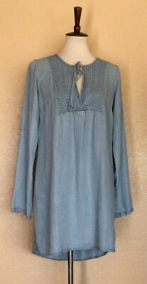 Love Stitch Women's Blue Tencel Pintuck Split Neck Shift Dress