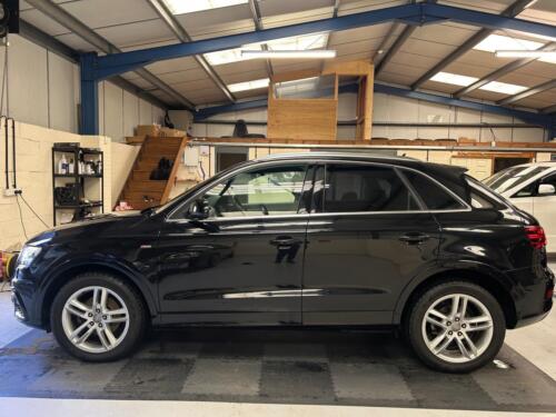 AUDI Q3 S LINE 2.0 TFSI QUATTRO DSG - Picture 3 of 18