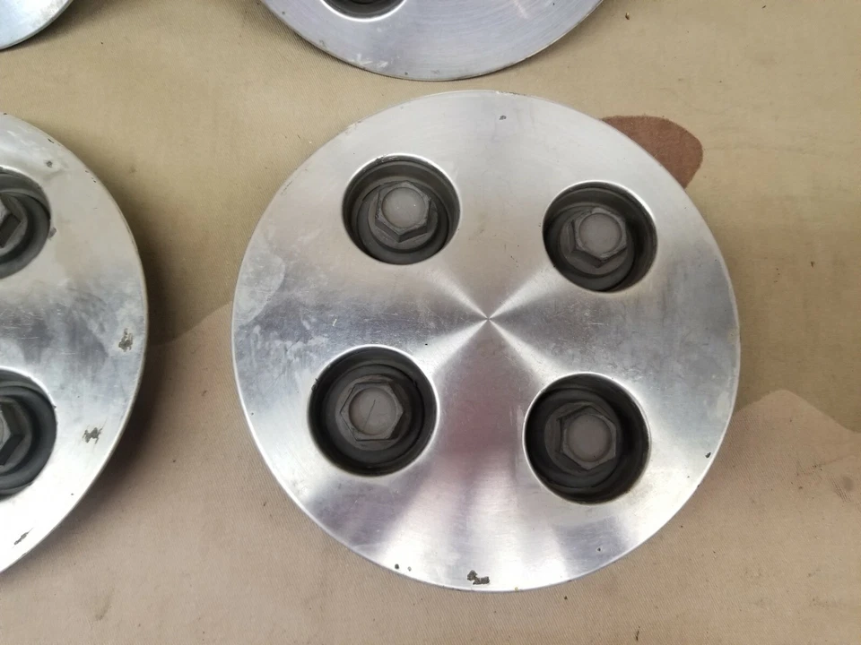 1994 1995 1996 1997 Saturn SL2 SW2 tampa central de roda OEM original 94 95 96 97  - Imagem 3 de 4