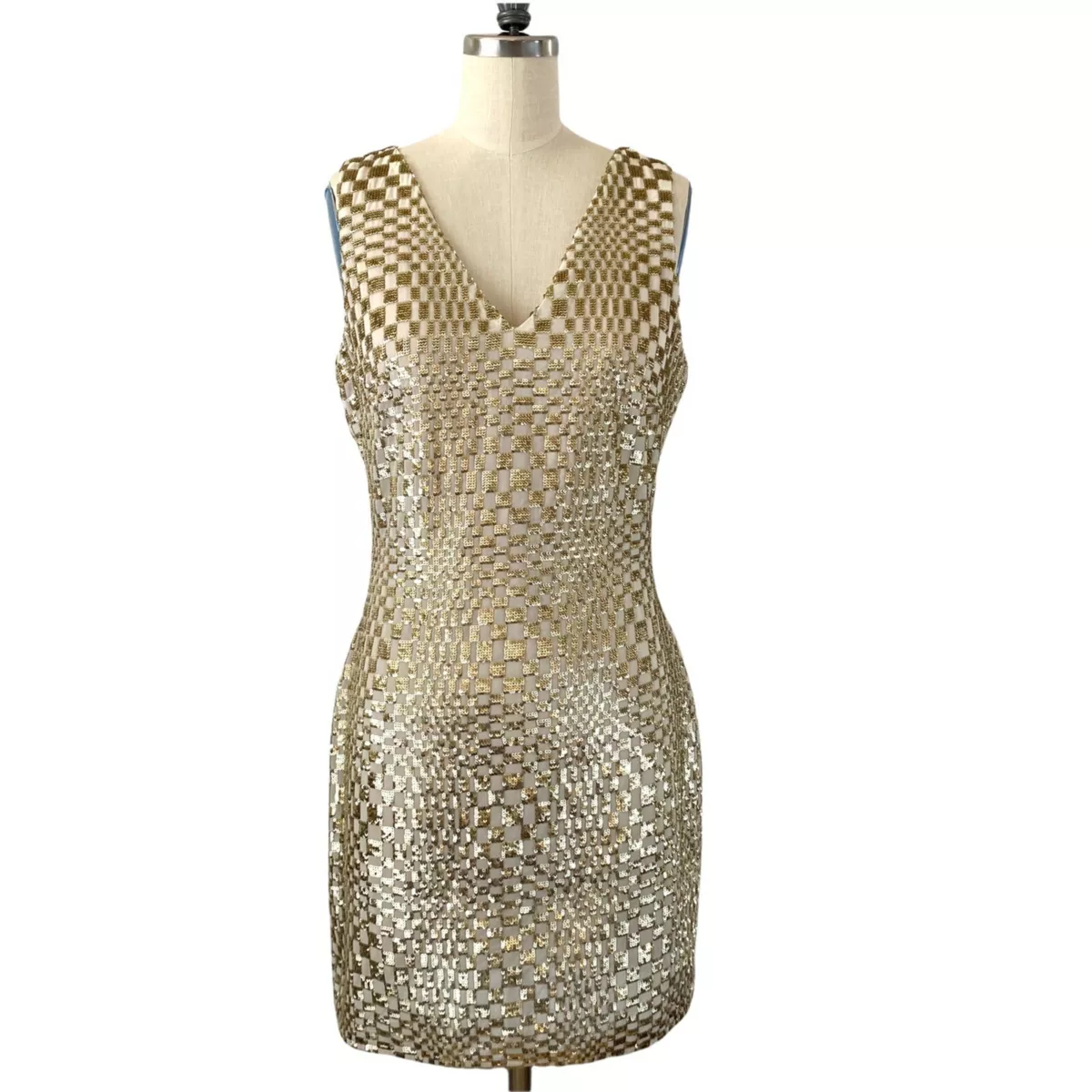 Chelsea and Violet Size S White with Gold Square Sequins Party