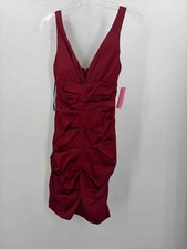 Pre-Owned XScape Red Size 2 Ruched Bodycon Short Sleeveless Dress