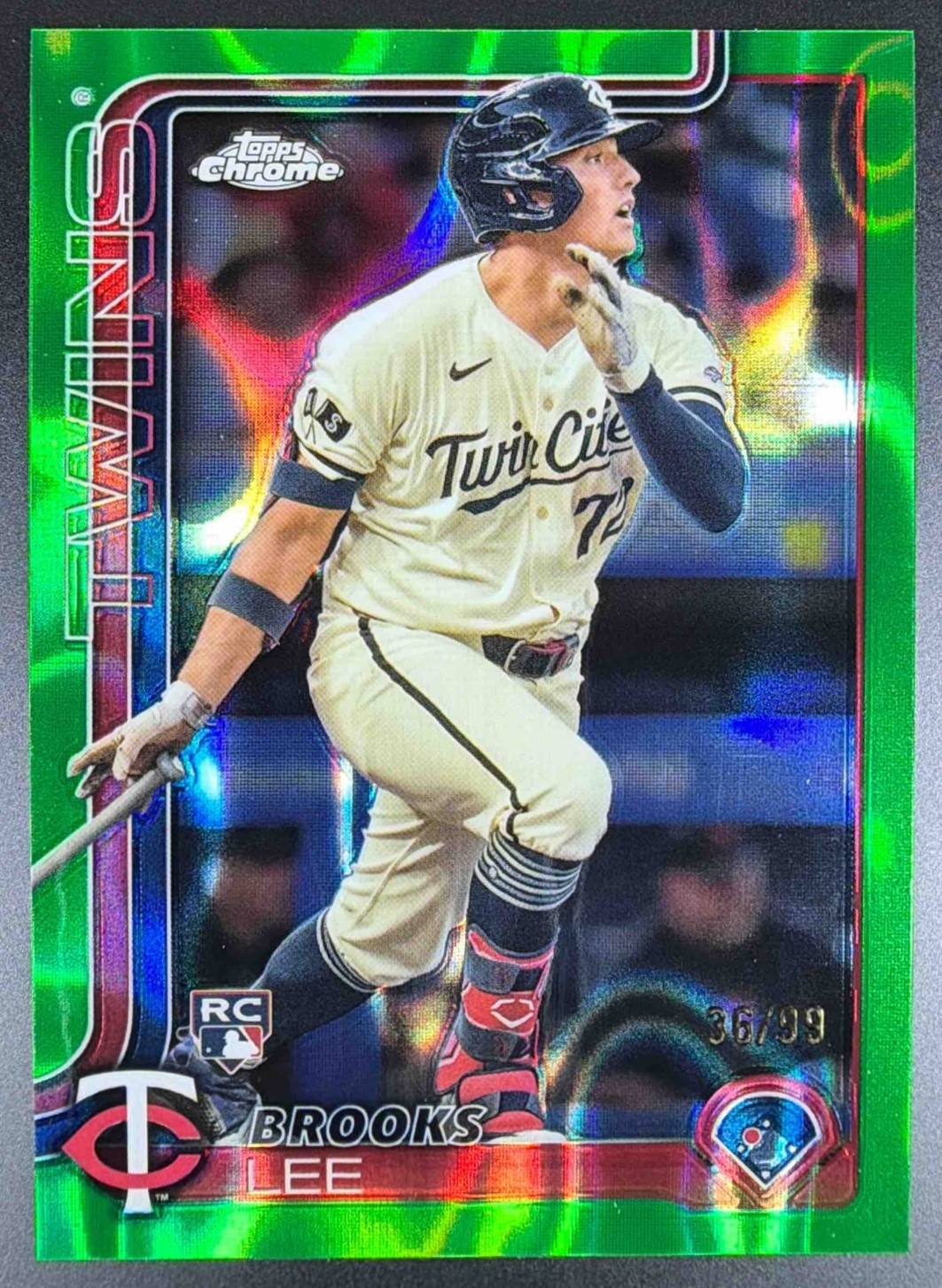 2025 Topps Chrome Brooks Lee #234 Green Lava Refractor 36/99 RC Twins