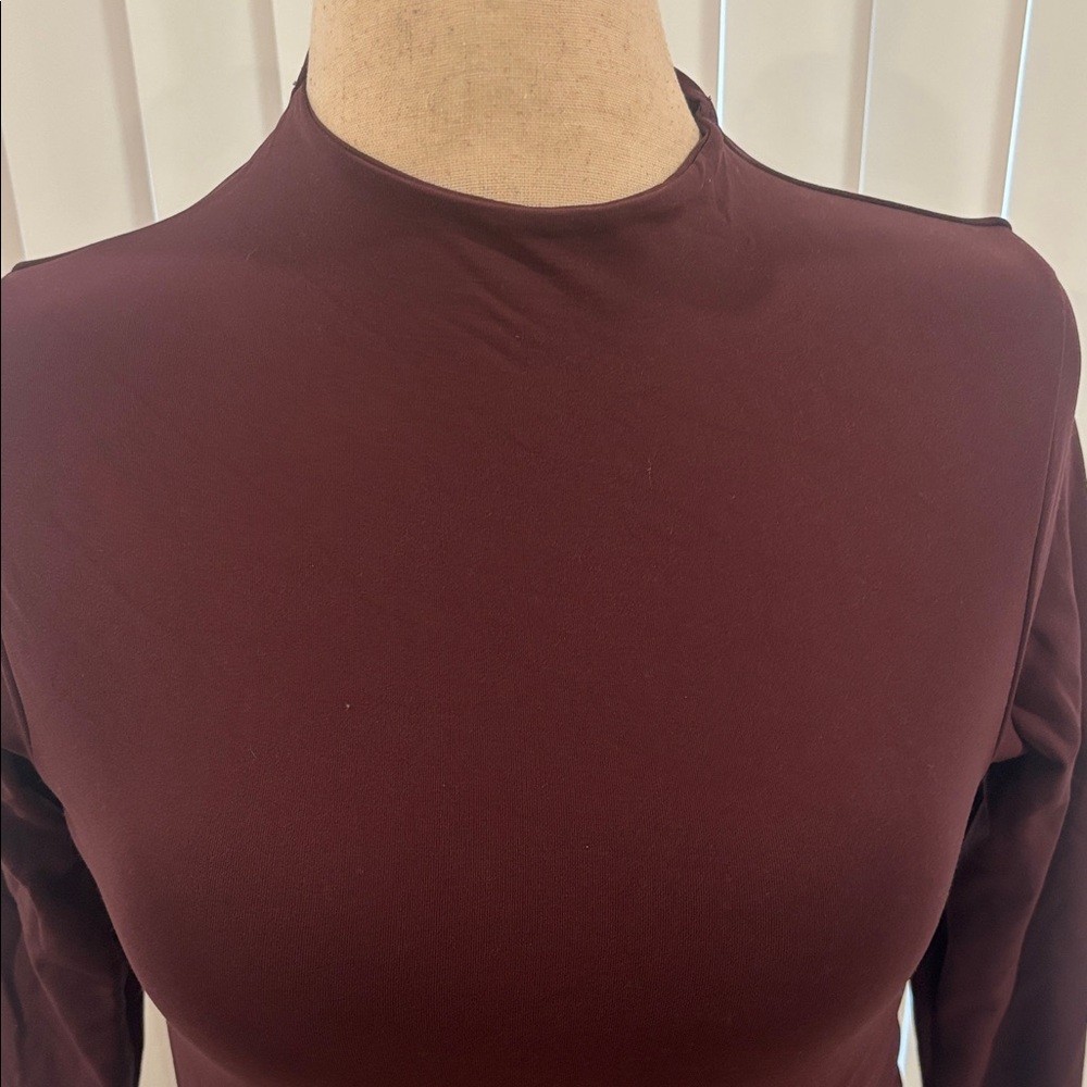 Fabletics size medium double lined mock neck long… - image 2