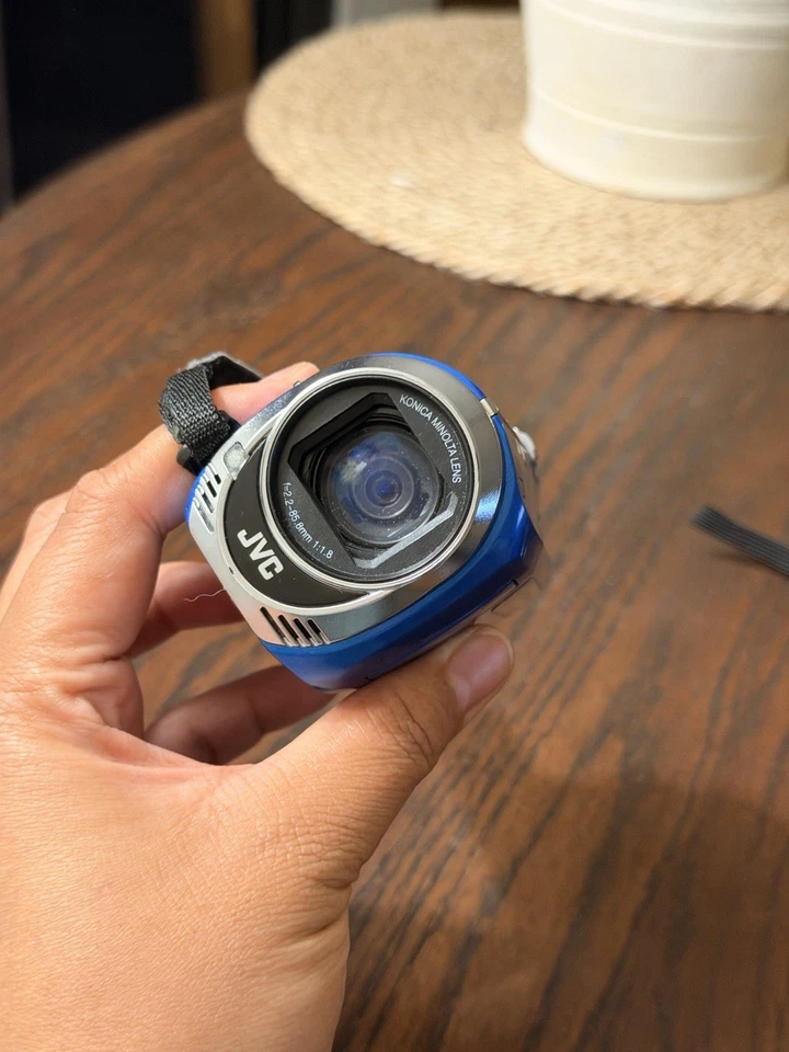 JVC MS230 8 GB Camcorder - Blue FULLY TESTED WORKS GREAT - Image 4 of 4