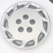 14 Inch Toyota Camry 1997-1999 Hubcap  Hc006