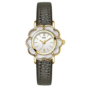 Floral-Shaped Quartz Watch Leather Band Lightweight Dress Wristwatch Creative Floral Round Dial Analog Leather Band Women main image 4