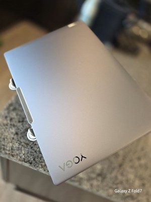 Lenovo Yoga Pro 9i  16'', OLED, Intel Core Ultra 9, 32GB RAM, RTX 4060 8 GB