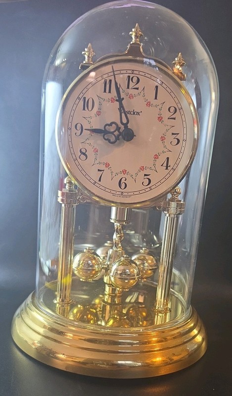 WestClox: Vintage; Quartz, Made in Germany, 1970's 9" Battery Anniversary Clock