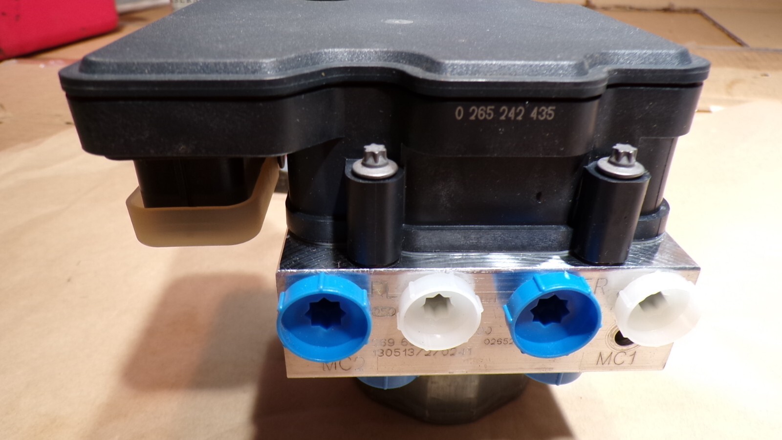 Maserati Ghibli Levante Anti-Skid Control Station # 673000000