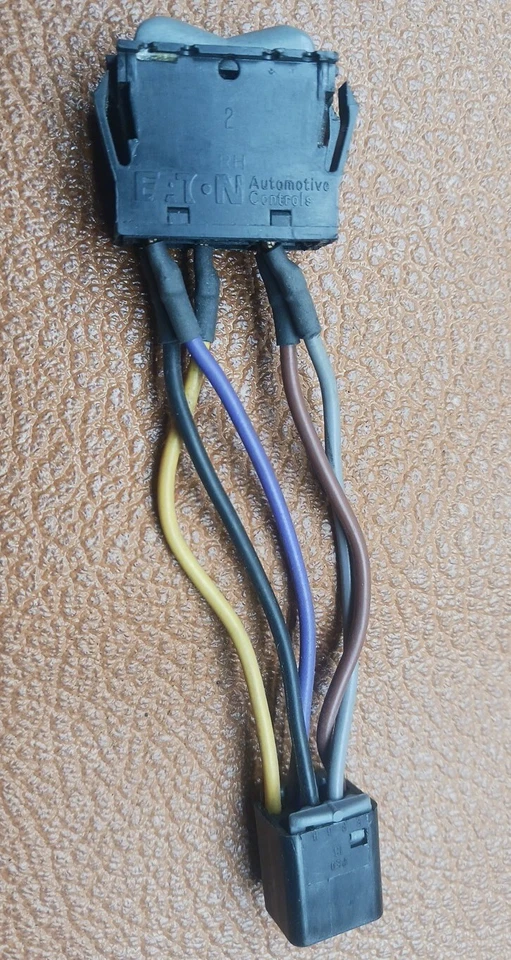 Interruptor de luz antiniebla Pontiac Firebird Trans Am 1993-2002  Foto 3 de 4