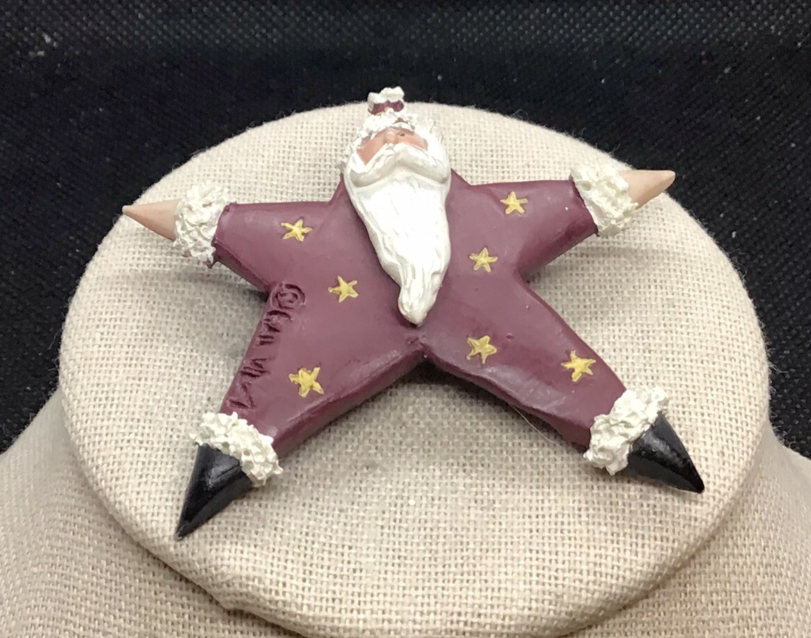 Vintage Christmas Holiday Large Wooden Santa Claus Star Pin D397