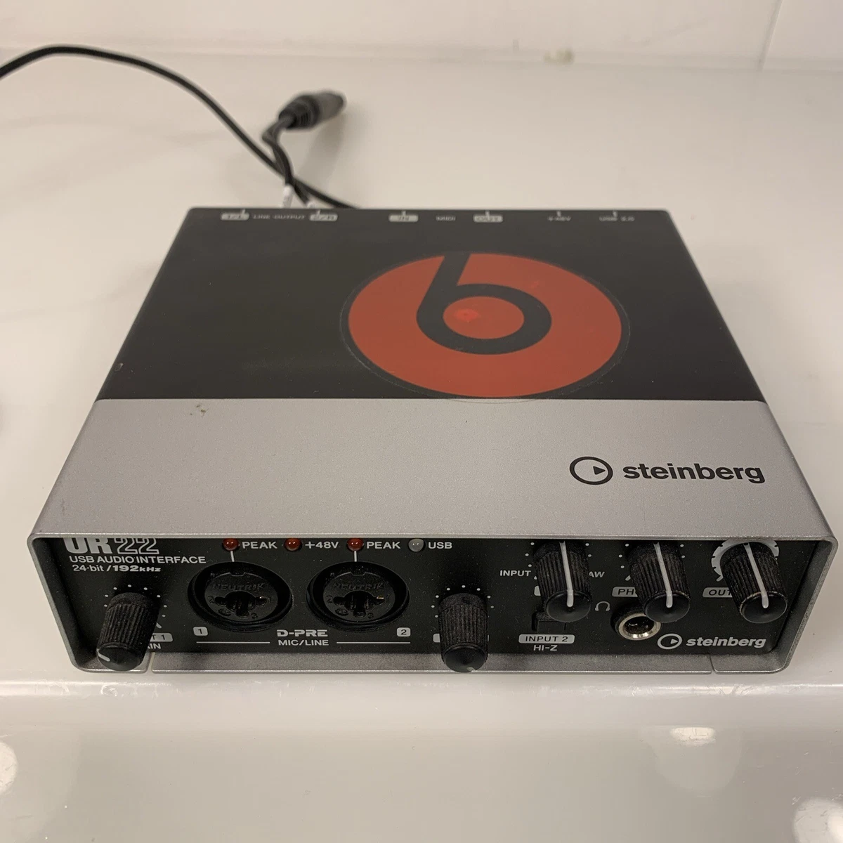 Steinberg IXO22 2 x 2 USB 2.0 Audio Interface with Two Microphone Preamps, Includes Cubase AI and Cubasis LE Software Pack, White