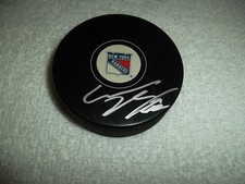 Carl Hagelin Hand Signed New York Rangers Logo Puck NHL Autograph Hockey
