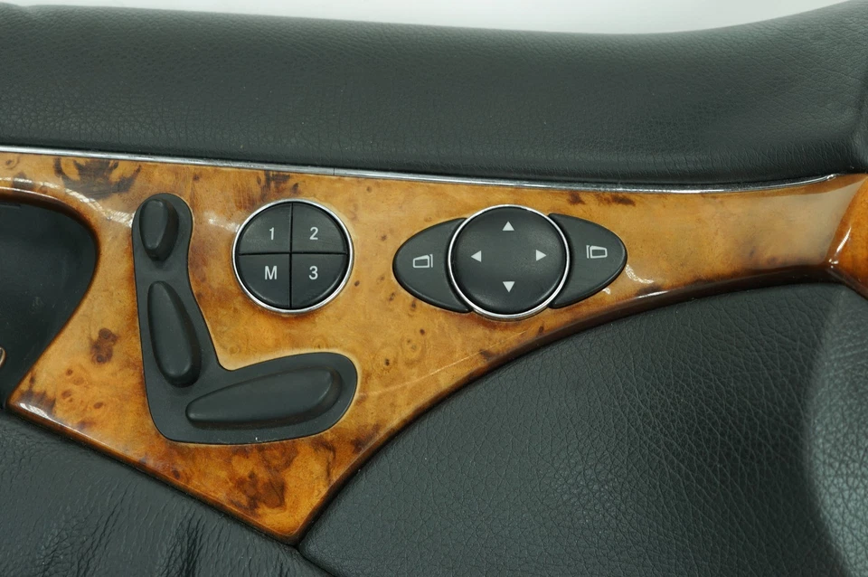 03-06 梅赛德斯 W211 E500 原始设备制造商 左前 LH 内门板 黑色 ASSY 5105 — 第 3/4 张图片