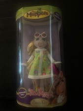 The Muppets Miss Piggy Brass Key Porcelain Doll in Box 2006
