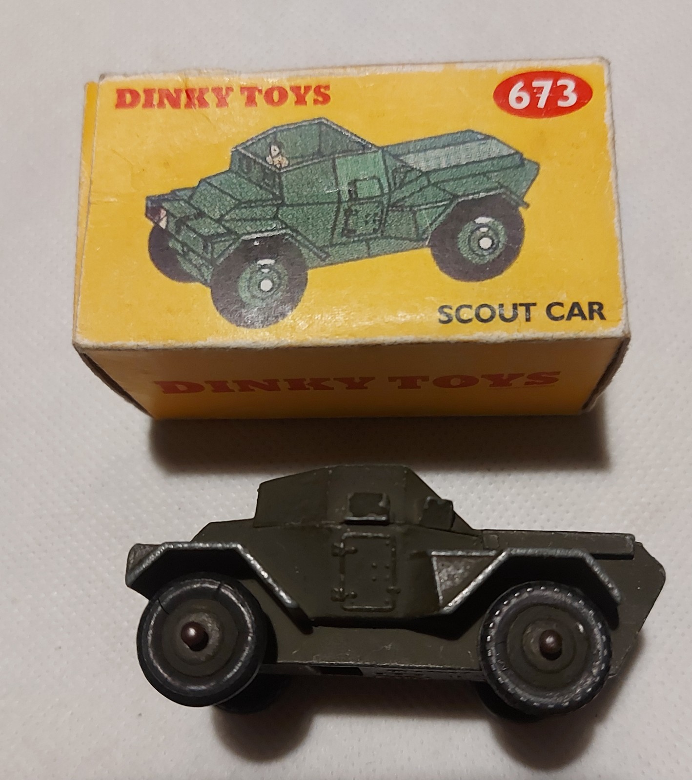 DINKY TOYS Scout Voiture Art. 673 Avec Boîte Comme Photo | eBay DINKY TOYS Scout Voiture Art. 673 Avec Boîte Comme Photo | eBay