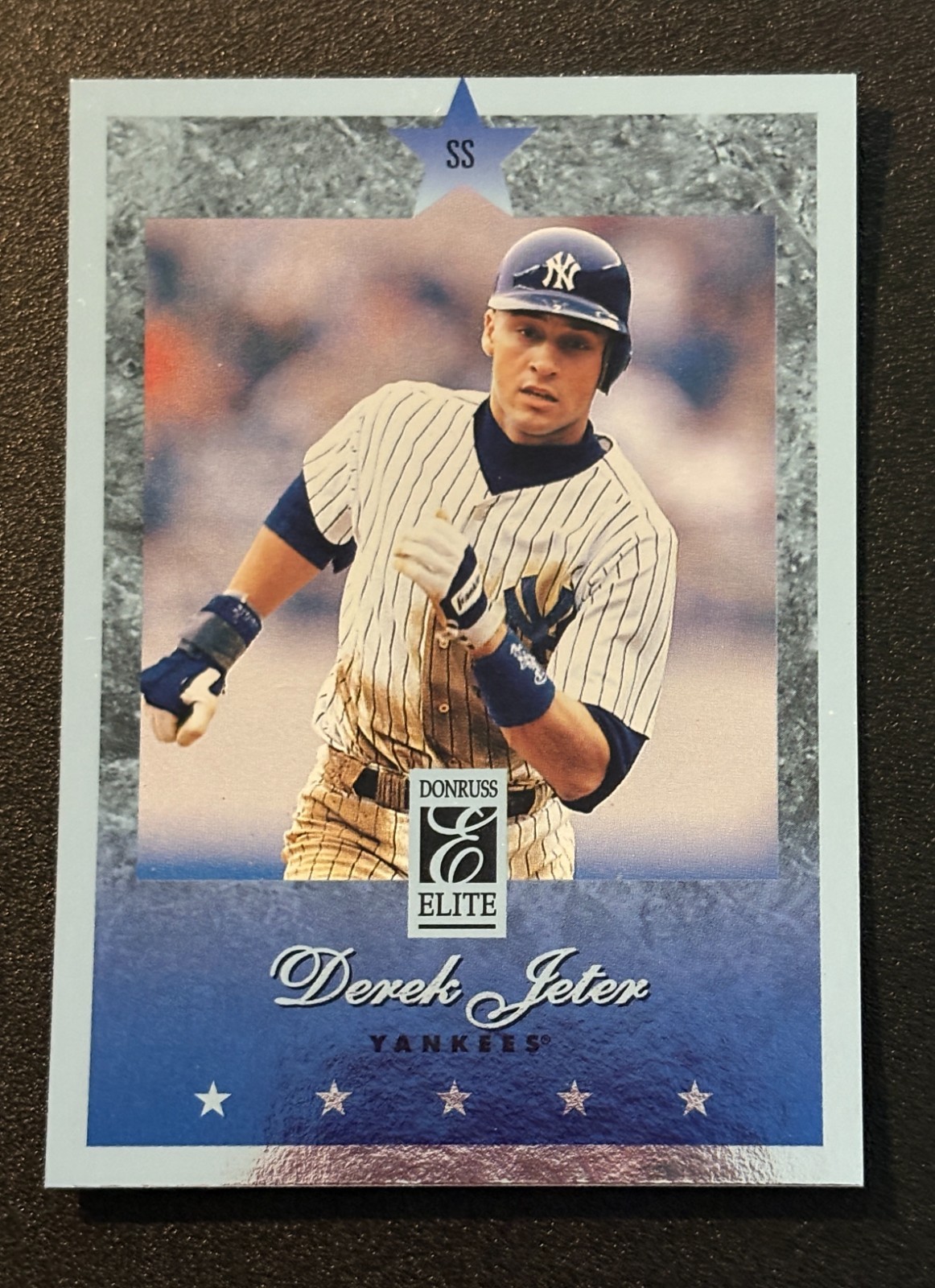 1997 Donruss Elite #24 Derek Jeter New York Yankees QTY Available