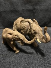 REALISTIC African Elephant Figurine VERY DETAILED Textured Tusked w/CALF. 