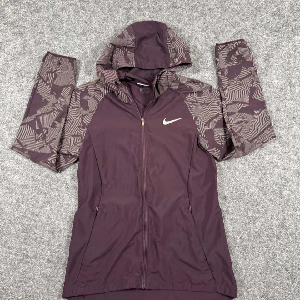 Chaqueta de Correr Nike Pequeña Púrpura Flash Essential Cremallera Completa Cortavientos Para Hombres Foto 2 de 4