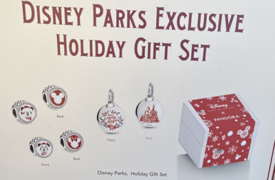 Disney Parks 2021 Christmas Happy Holidays 3 Set Pandora Charm New