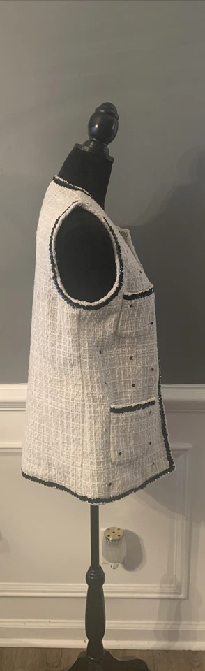 Rachael Zoe sleeveless ivory tweed sequin trim vest size small - Image 4 of 4