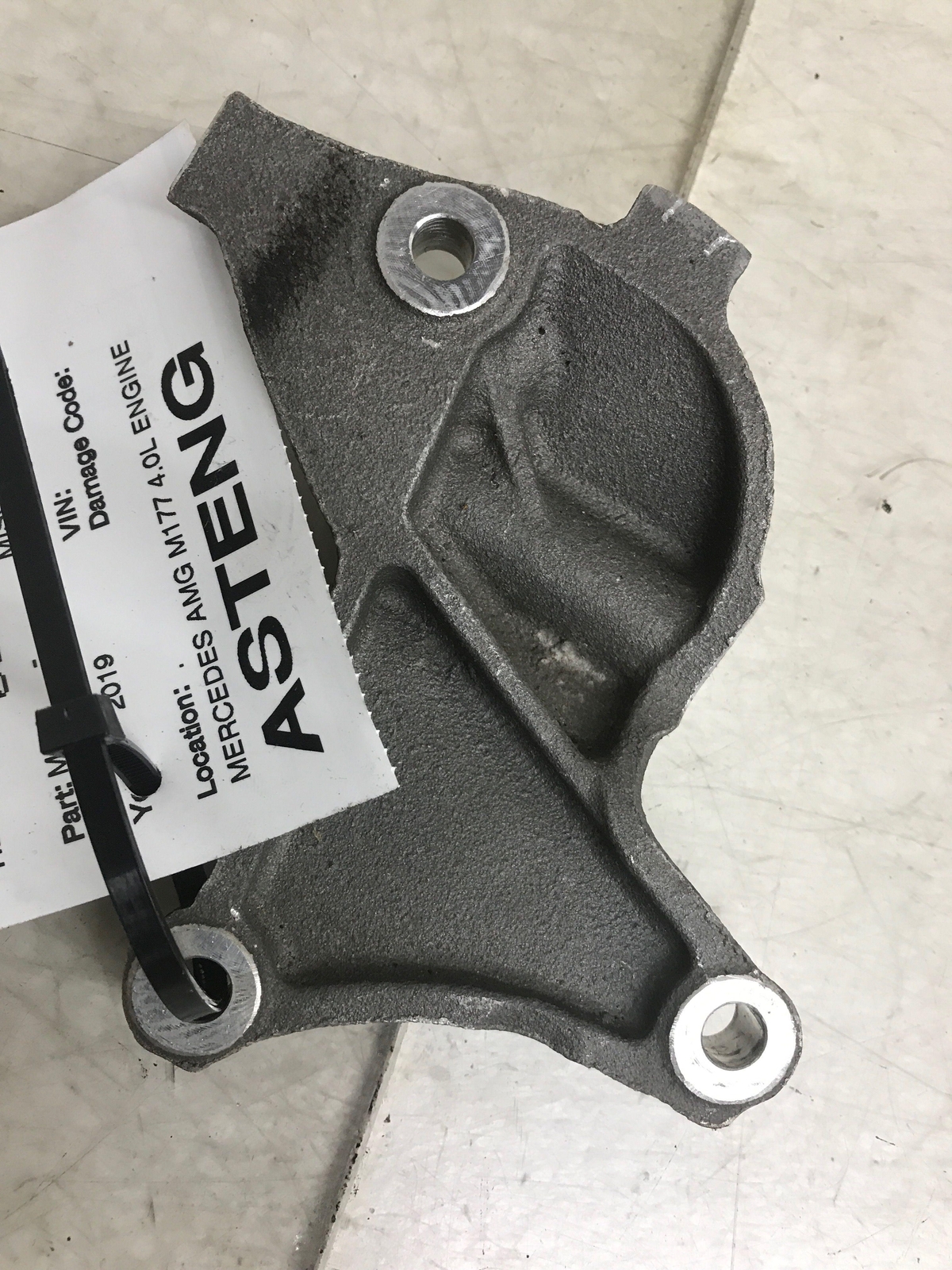 Misc. Bracket ASTON MARTIN 19