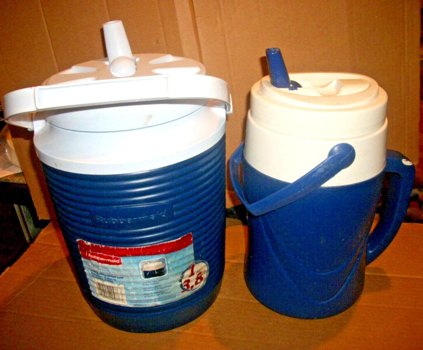 2 Beverage Coolers - 1 Igloo 1 Gallon & 1 Tokyo Plast 1/2 Gallon With 2 Handles
Opens in a new windo