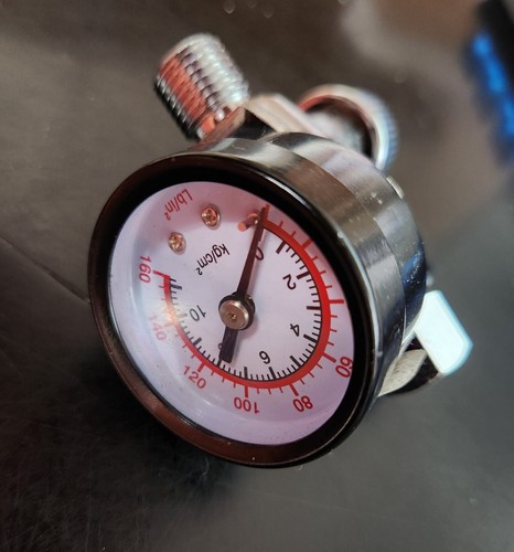 Valvola regolazione pistola a spruzzo Husky 123 769 con manometro 1/4 in NPS S3 192554 - Foto 1 di 4