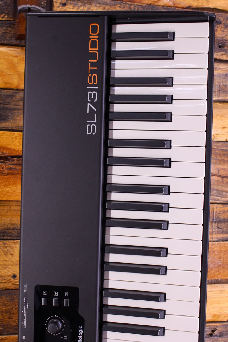 Studiologic 　SL73 Studio Studiologic SL73 Studio Hammer Action Keyboard Controller