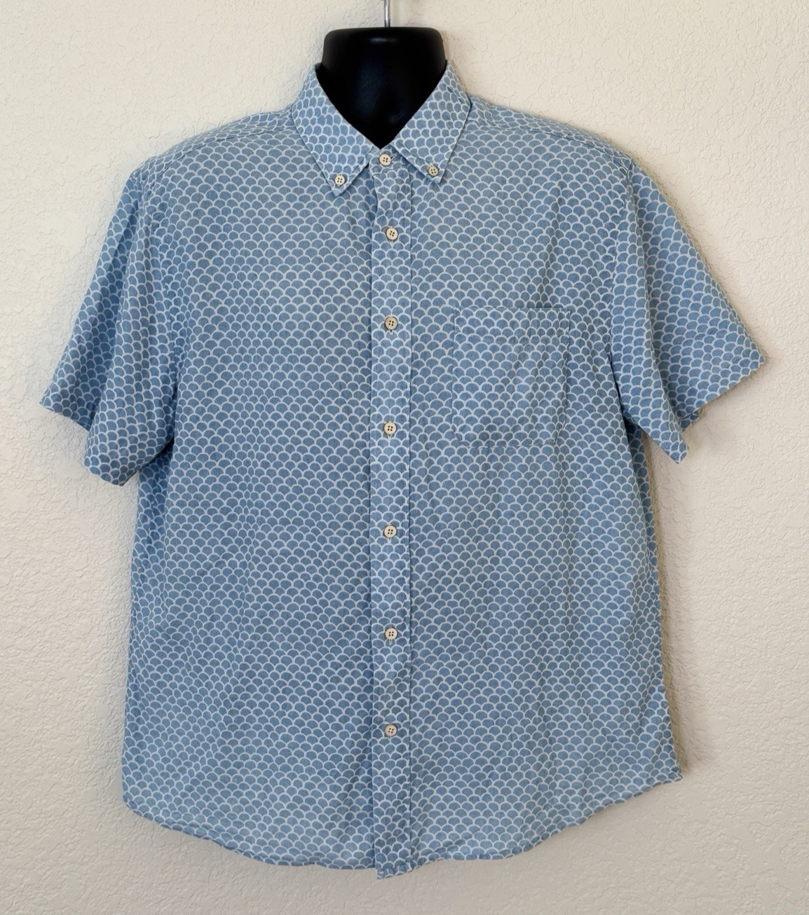 Faherty Mens Medium Button Down Fish Scale Short … - image 1