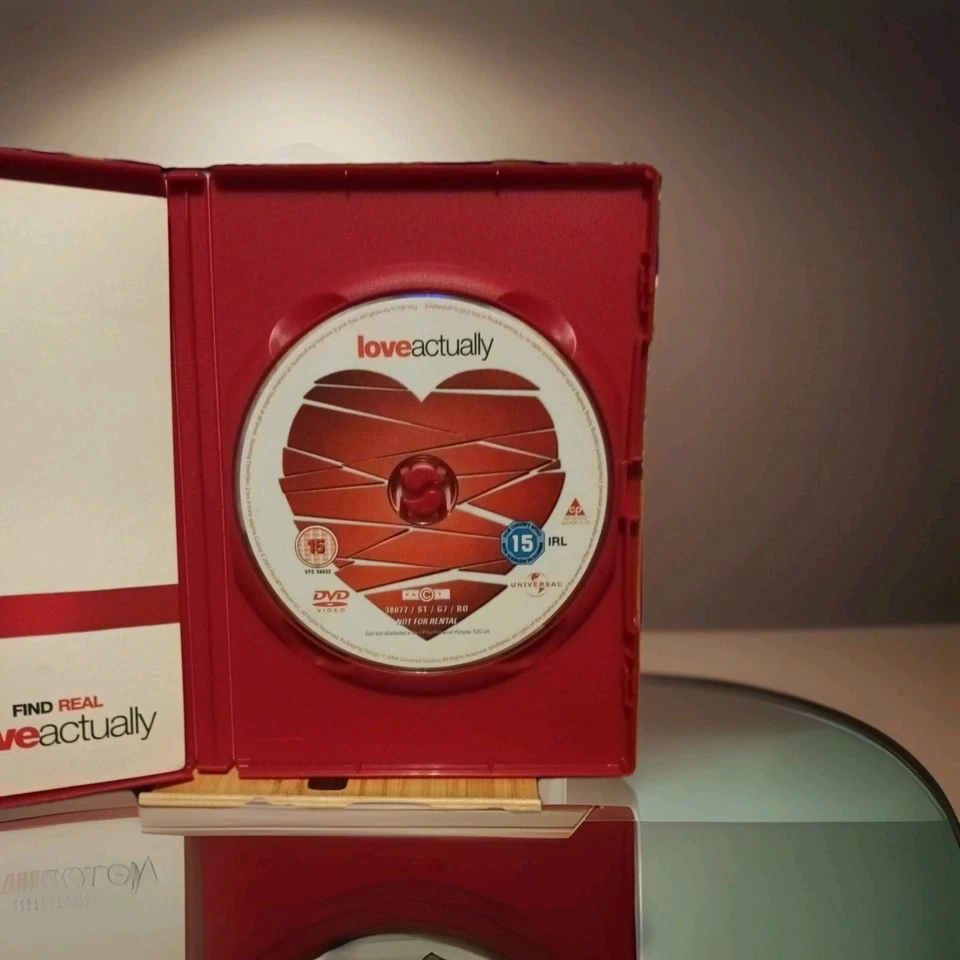 Love Actually (DVD, 2005) - Image 3 of 4