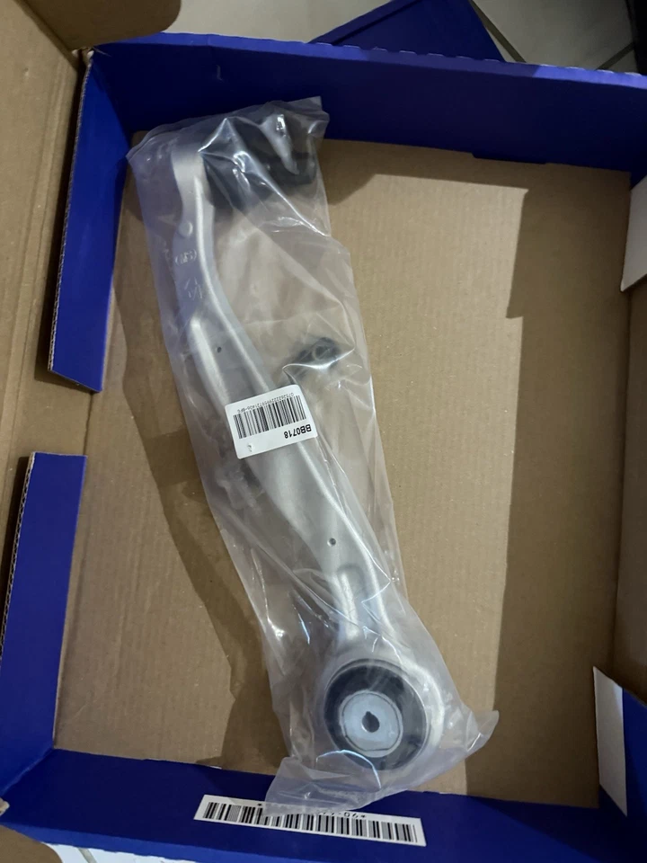 Brazos de control delanteros inferiores izquierdo derecho 2 piezas para Chevrolet Camaro 2016-2022 Foto 3 de 3