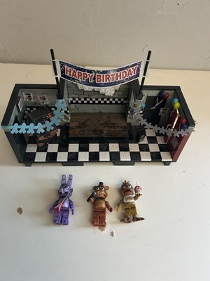 McFarlane Toys Five Nights at Freddy's The Show Stage Construction Set - (12035)