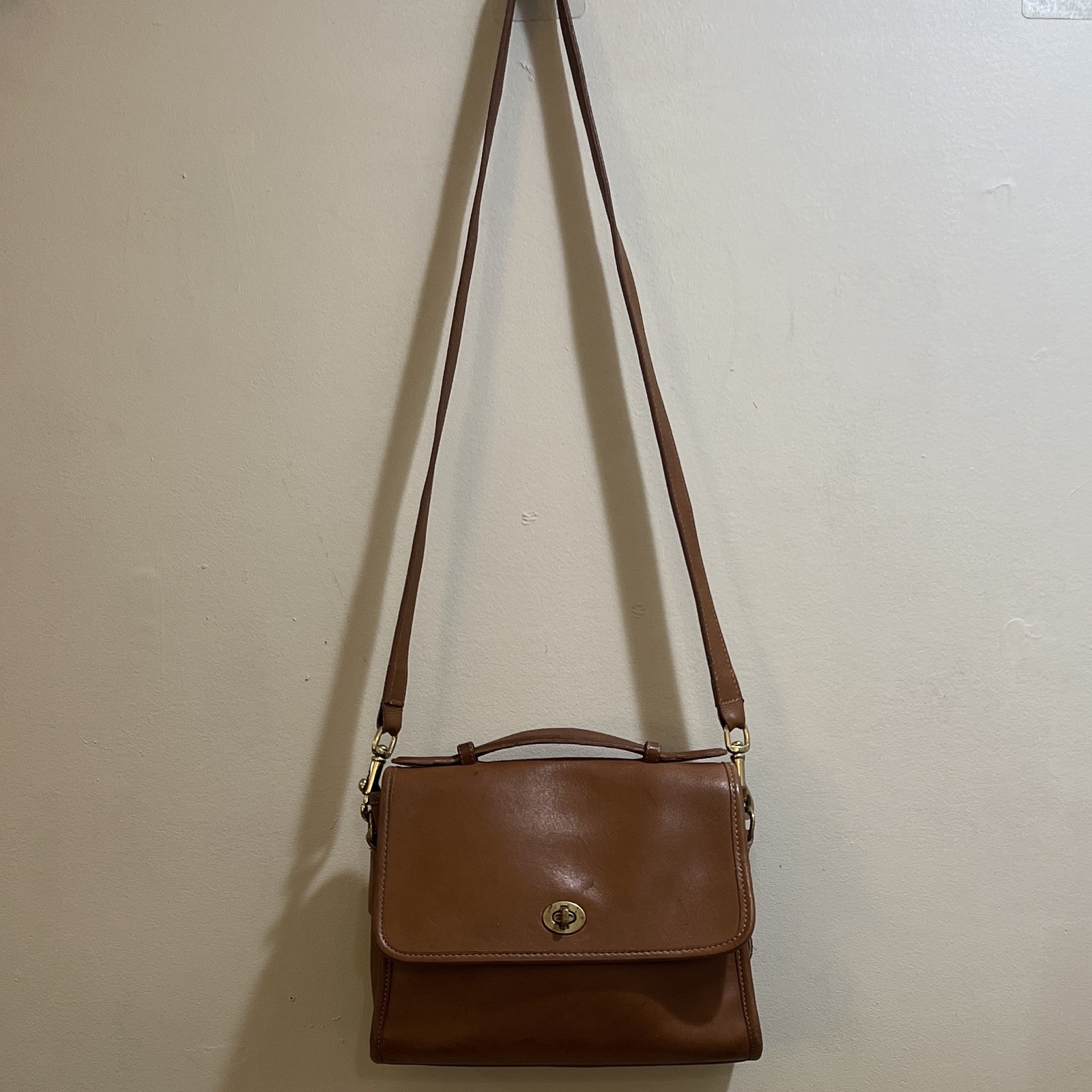 Coach 9870 Vintage Court Bag In British Tan Leather C… - Gem