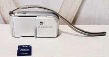 HP PhotoSmart M22 4MP Digital Camera Silver W/ OEM SD Memory Card UNTESTED 