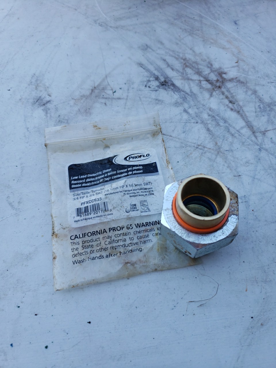 New ProFlo Low Lead Copper Dielectric Union 3/4 FIP x 3/4 SWT PFXCCS33
