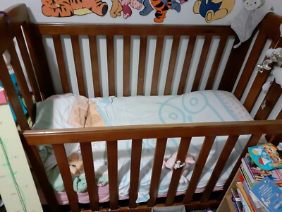 childcare luna cot