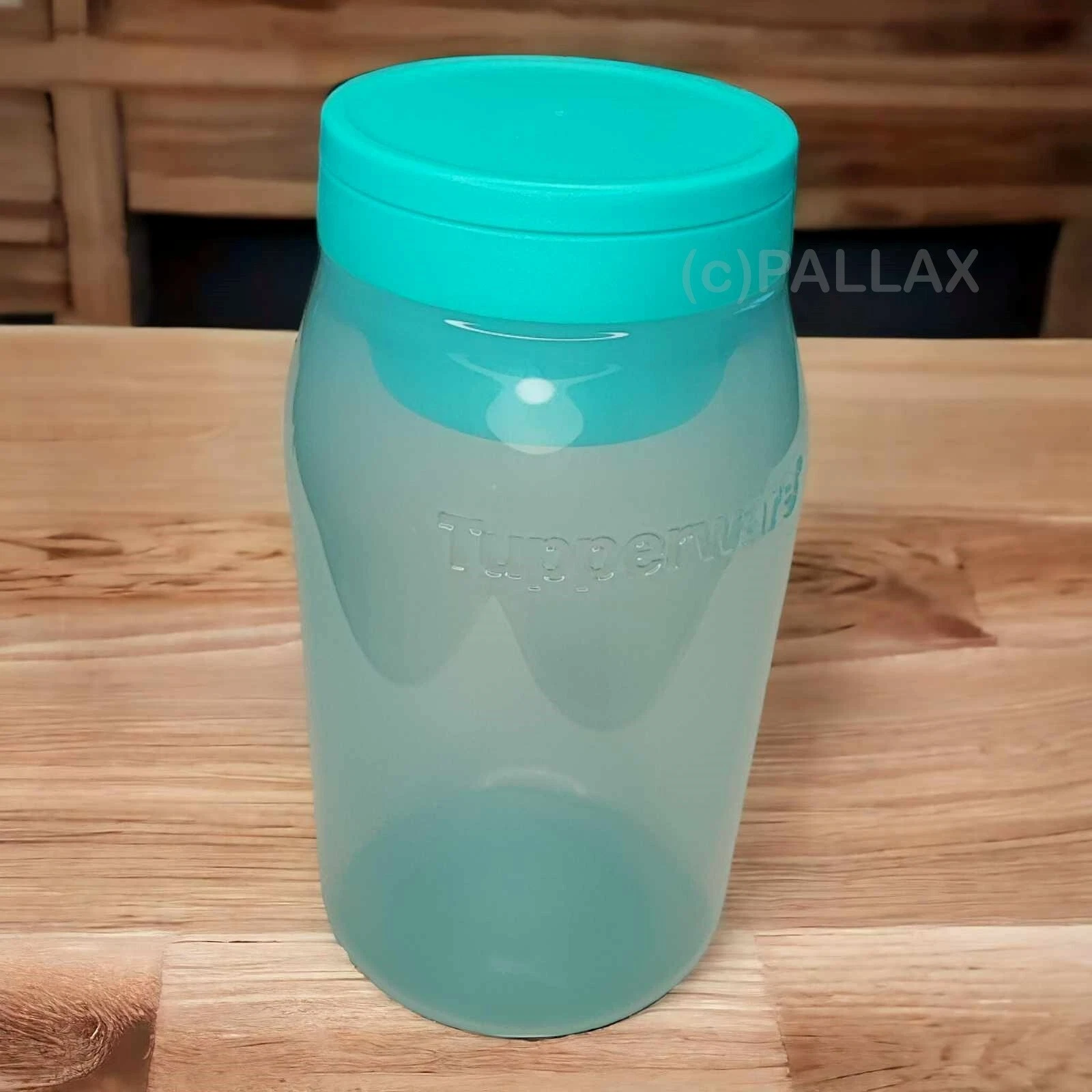 TUPPERWARE A242 UNIVERSAL CONTAINER 825ML TURQUOISE