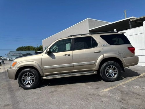 2005 Toyota Sequoia SR5 Sport Utility 4D - Picture 2 of 12