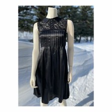 Marc Jacobs 100% Silk Satin Little Black Dress Lace Pleats Sz 2 Twee
